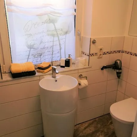 B&B Elbhangzimmer 드레스덴