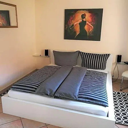 Elbhangzimmer 3* דרזדן