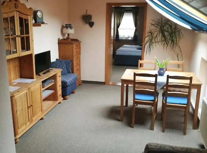 فندق مبيت وإفطار Elbhangzimmer 3*