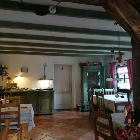 Alojamento de Acomodação e Pequeno-almoço Elbhangzimmer 3*